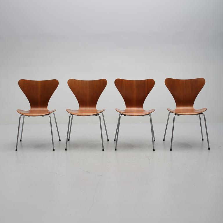 STOLAR, 4 st, Arne Jacobsen, 1900-talets andra hälft.