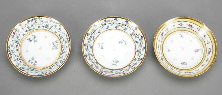KOPPAR med FAT, 3 st, porslin, Dihl et Guerhard, Paris, empire, 1800-talets början.