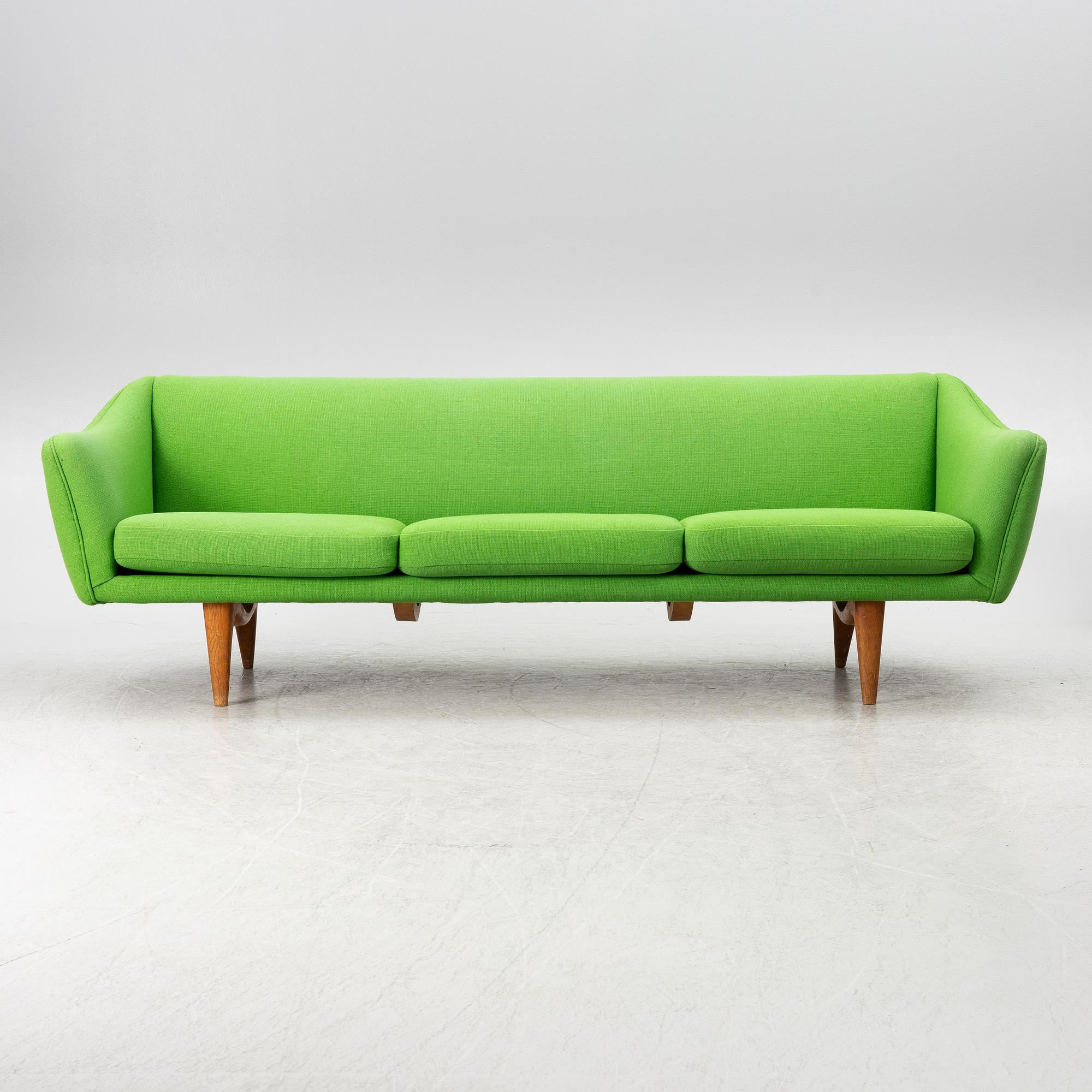 Illum Wikkelsø, sofa, Denmark, second half of the 20th century.