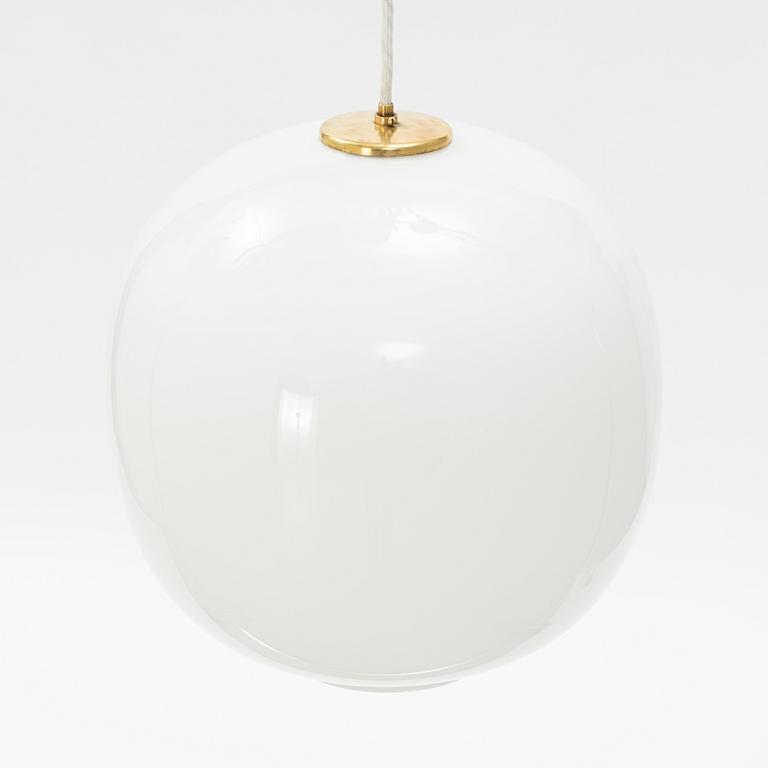 Vilhelm Lauritzen, a 'Radio Pendel' glass ceiling light, Louis Poulsen, Denmark, second half of the 20th Century.