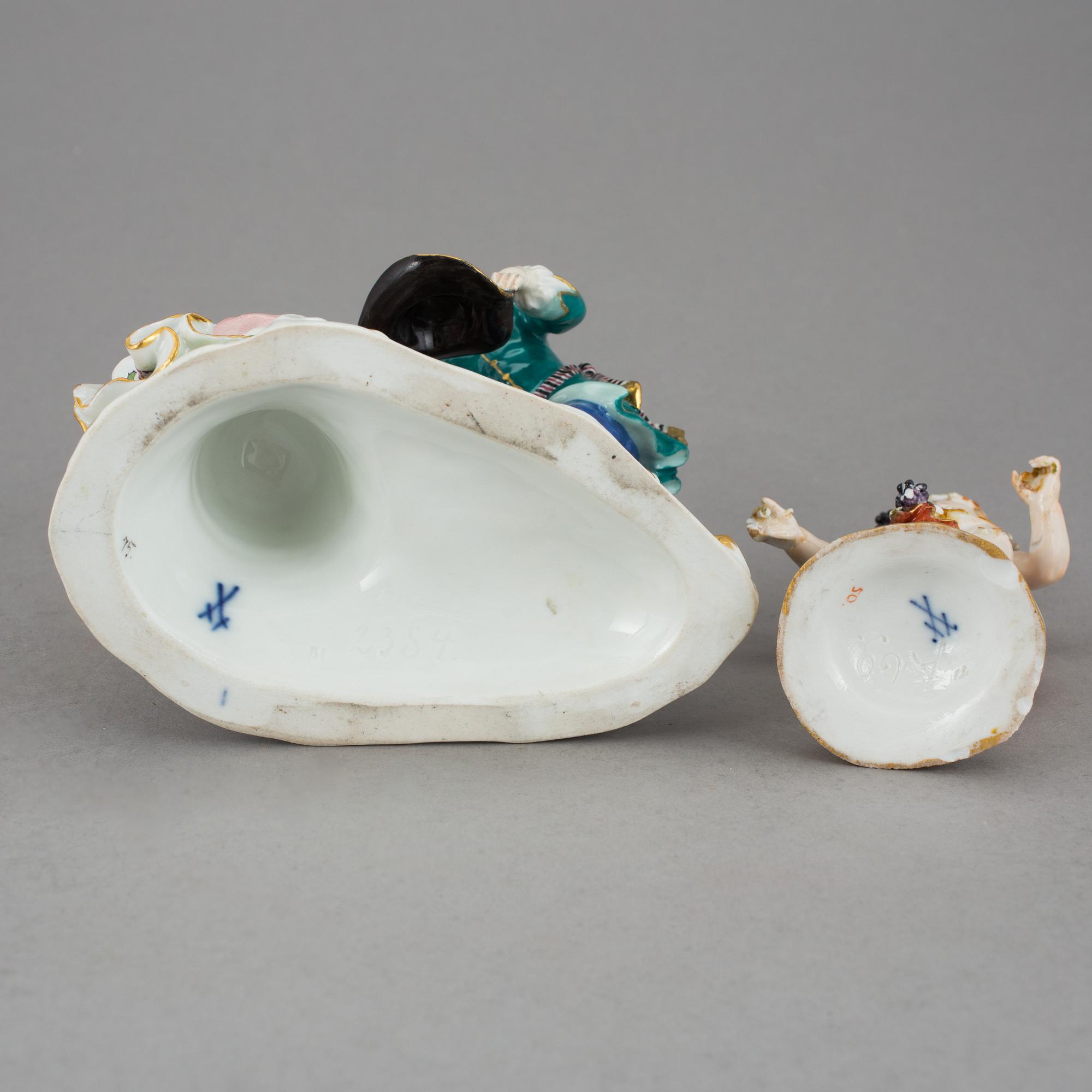 FIGURINER, 2 st, porslin. Meissen, 1800-talets slut.
