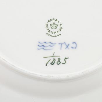 A set of nineteen porcelain plates "Musselmalet" full lace, Royal Copenhagen, Denmark.