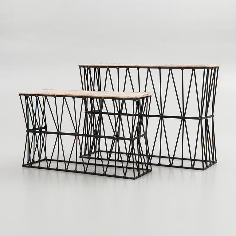 Flower table, 2 pieces, 20th/21st century.