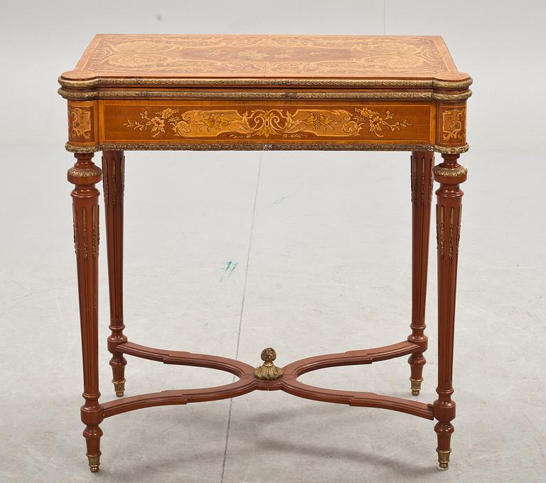 SPELBORD, Louis XVI-stil. 1900-talets mitt.