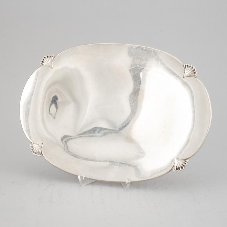 A Danish 20th century silver dish, marked Copenhagen 1949.