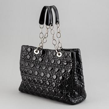 CHRISTIAN DIOR, a 'Lady Dior shopping bag'.