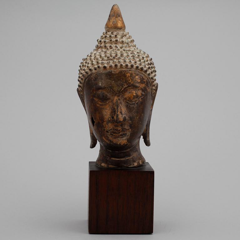 BUDDHAHUVUD, brons, sydostasien.