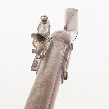 A British Tower and I Salter flintlock musket and bayonet, first half of the 19th century.