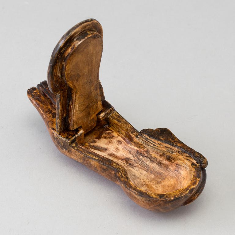 A Swedish 19th century folk art snuff box.