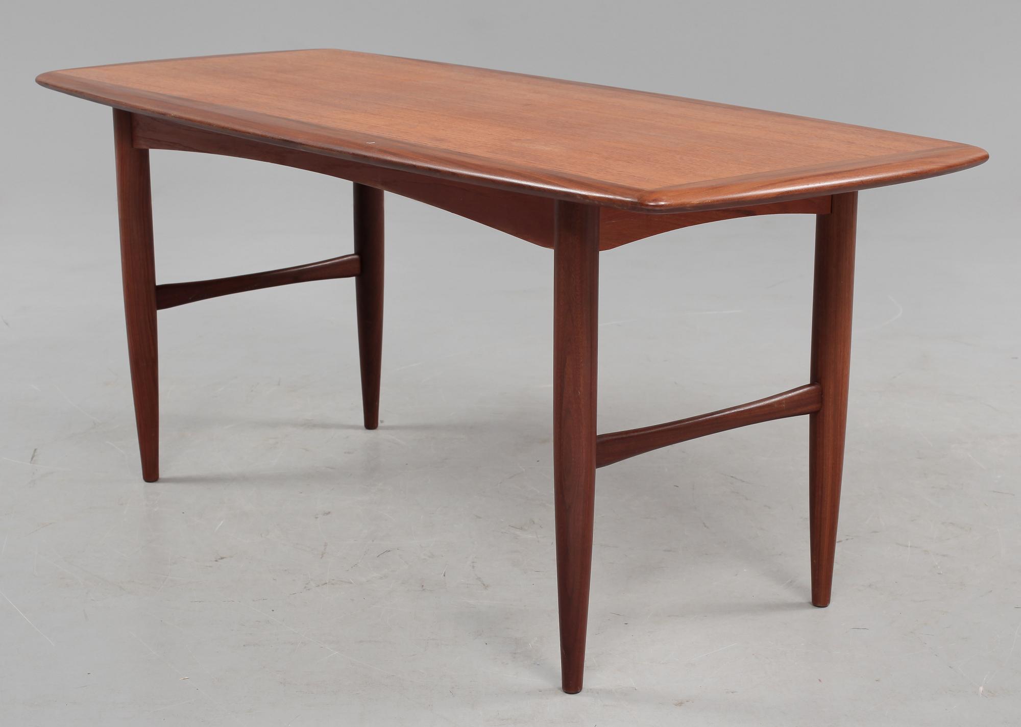 BORD, HMB Möbler, Rörvik, 1900-tal.