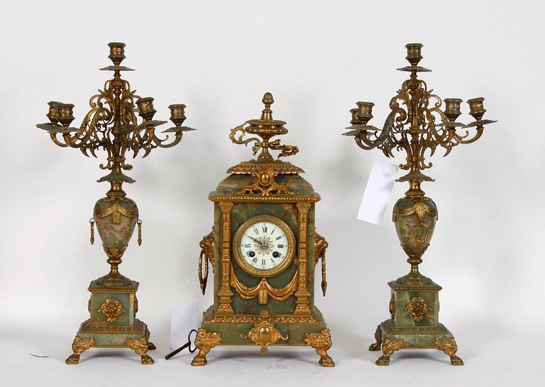 BORDSGARNITYR, ny-Louis Seize-stil, 1800/1900-tal.