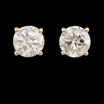 ÖRHÄNGEN, 1 par, 18 k guld, briljantslipade diamanter tot 0.63 ct.