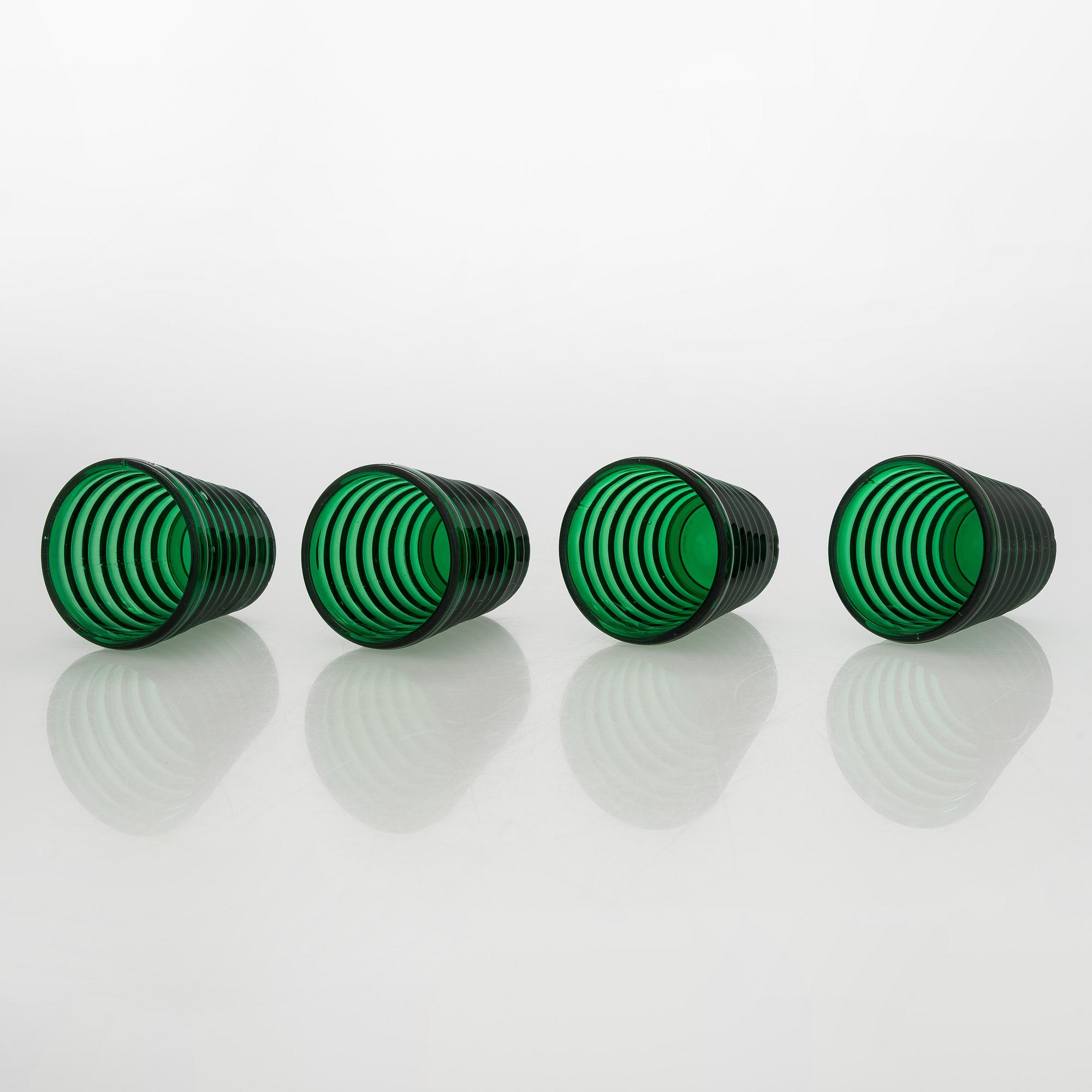 Aino Aalto, drinking glasses, 4 pcs, model 4052, and plate 'Bölgeblick', Karhula Glassworks, 1930s.