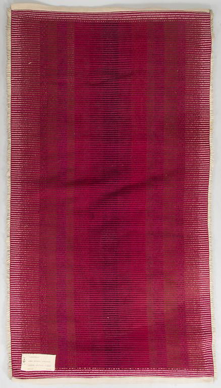 Uhra-Beata Simberg-Ehrström, rya/ryamatta för Finska handarbetets vänner. Ca 237 x 125 cm.