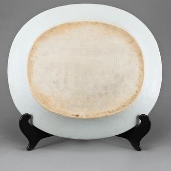 STEKFAT, porslin, Kina, 1700-tal.