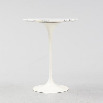 Eero Saarinen, a 'Tulip' side table, for Knoll International, USA, license manufacturing by NK Verkstäder 1965.