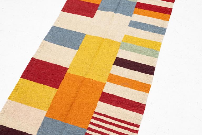 A Kelim runner caroet, 300 x 84 cm.