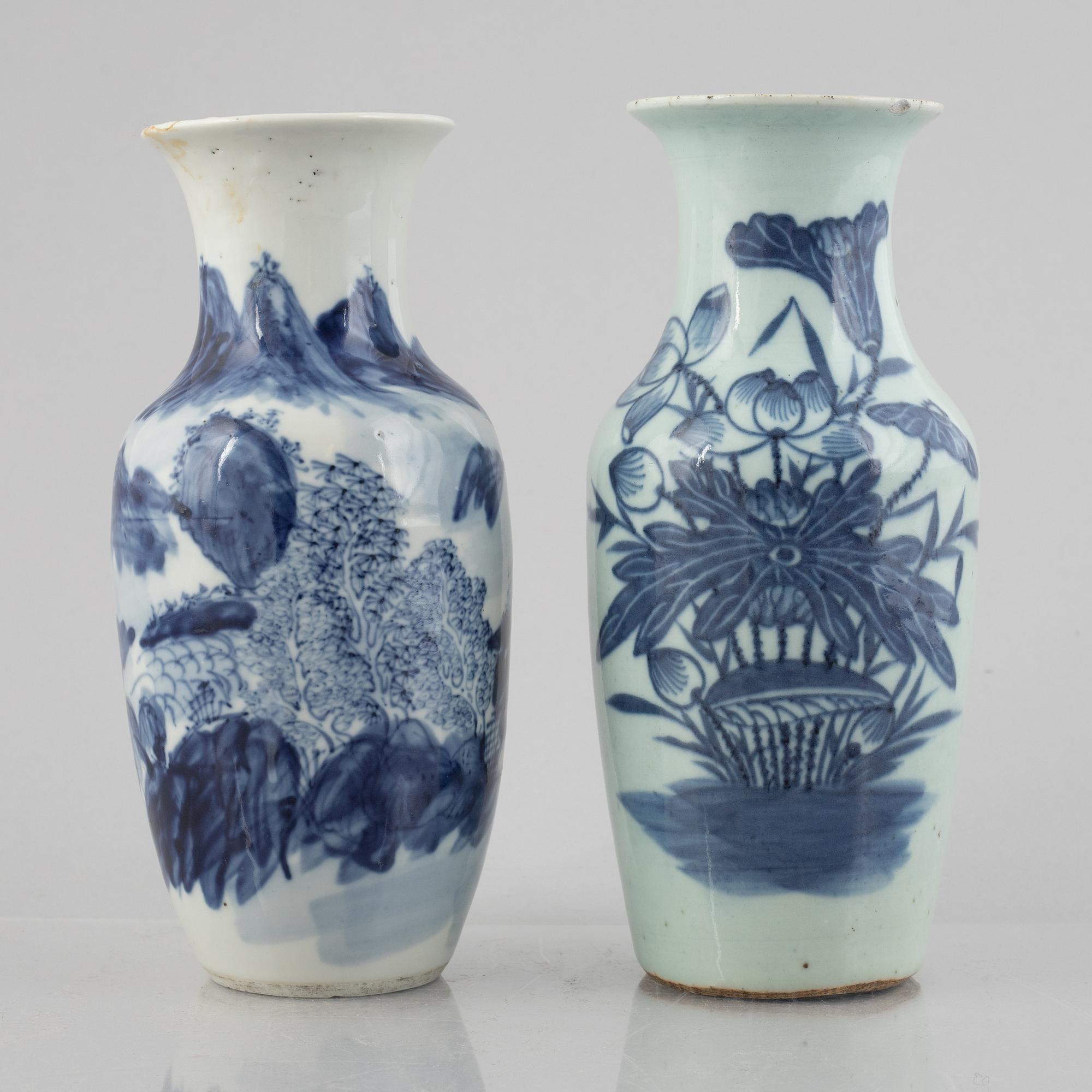 Vaser, 2 st, porslin, Kina, sen Qingdynastin.