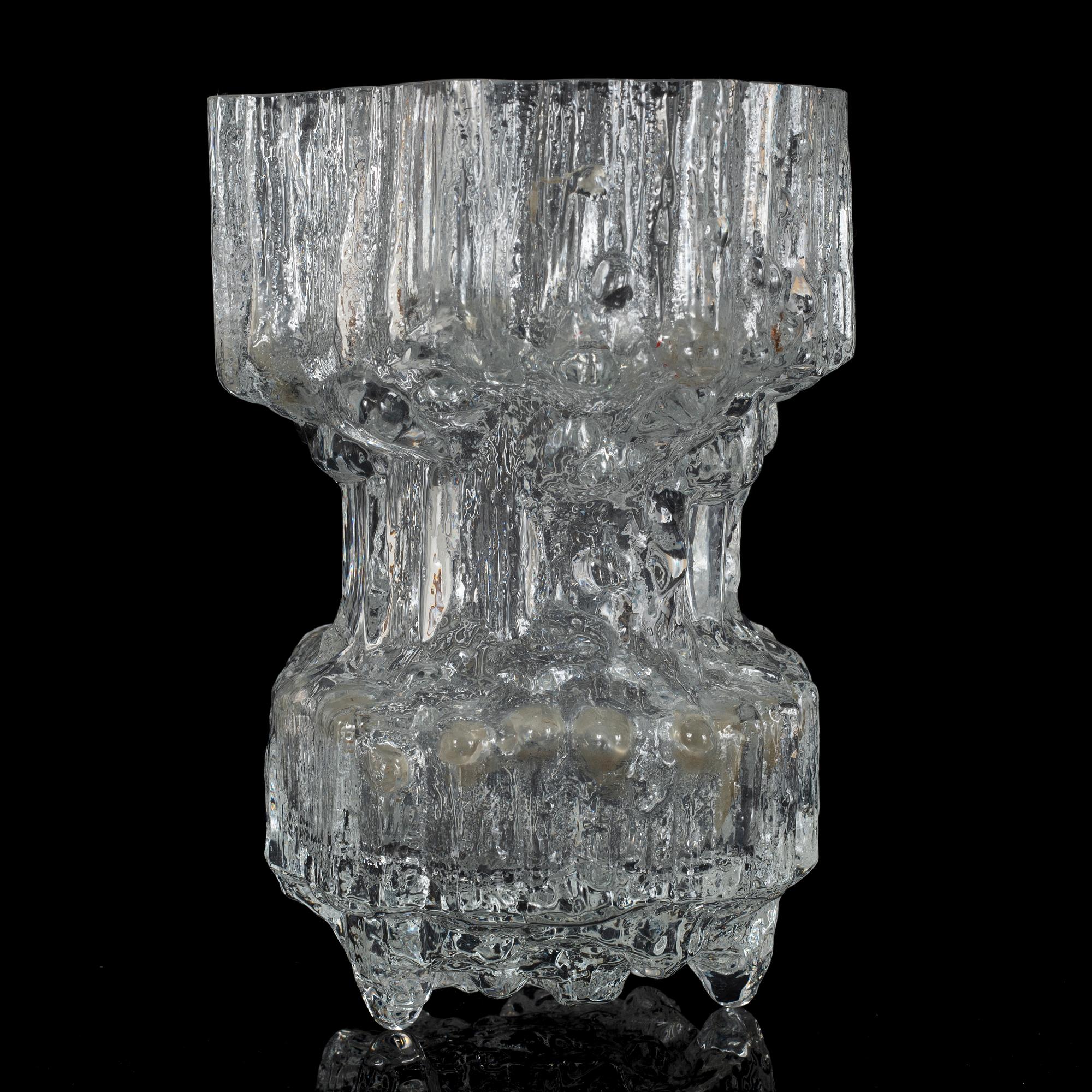 Tapio Wirkkala, a 'Gerania' glass vase, model 3431, Iittala, Finland.