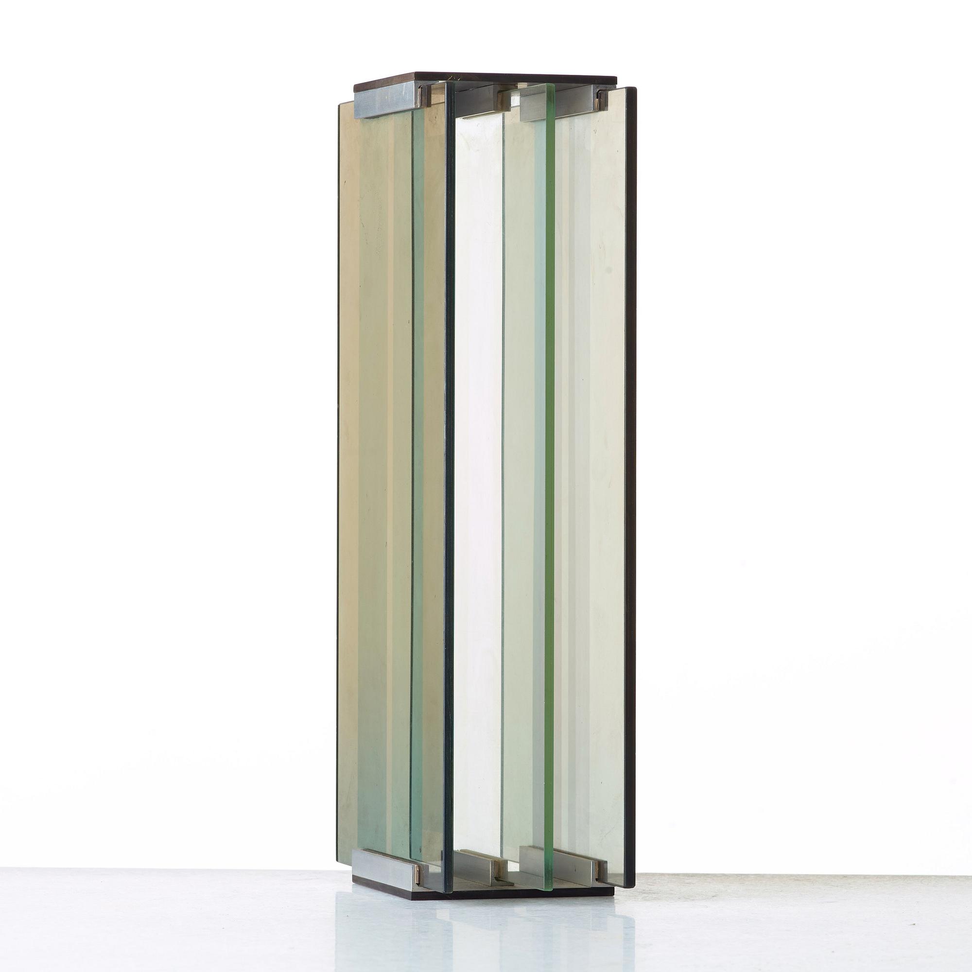 Eric H Olson, "Optochromi".