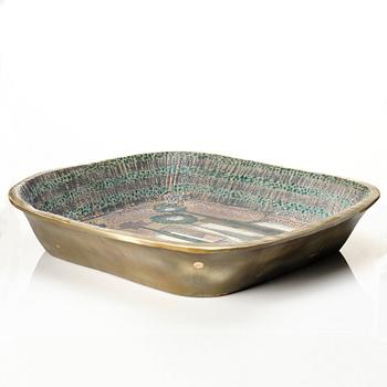 Birger Kaipiainen, a glazed ceramic dish, Arabia, Finland 1940s.