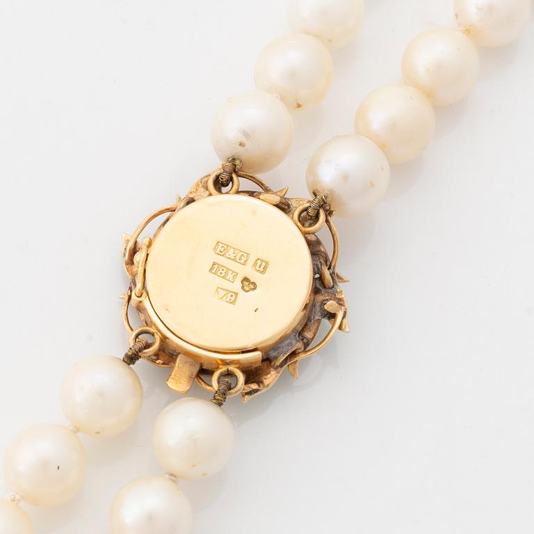 Cultured salt water pearl necklace, Claps 18K gold with enamel and old cut diamonds.