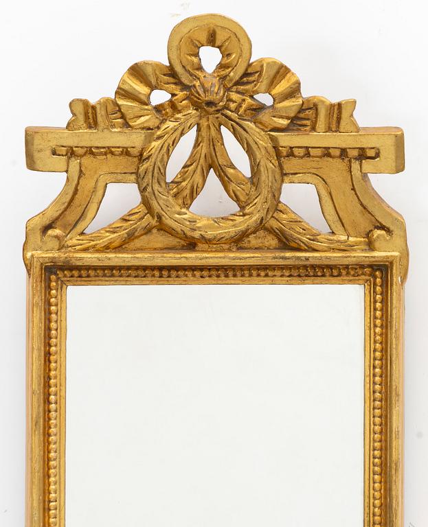 Spegel. gustaviansk stil. 1900-tal.