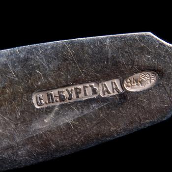 TESKEDAR, 12 st, silver, S:t Petersburg 1896-1908. Vikt 310,6 g.
