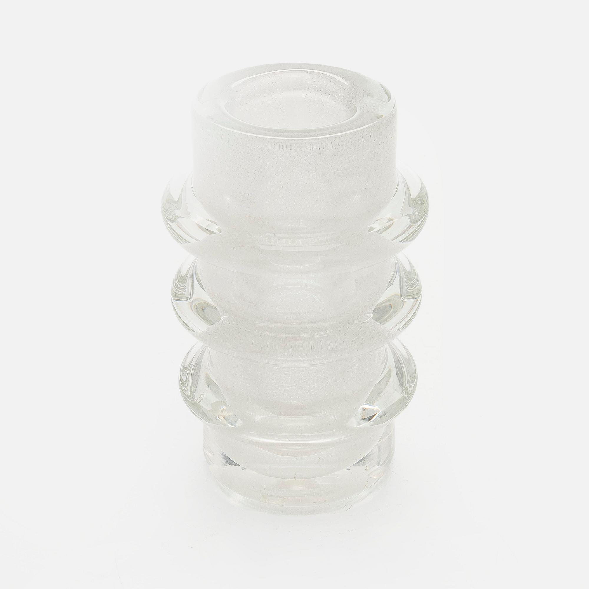 Oiva Toikka, Glasskulptur, N466, OT36. Undertecknad Nuutajärvi Notsjö.