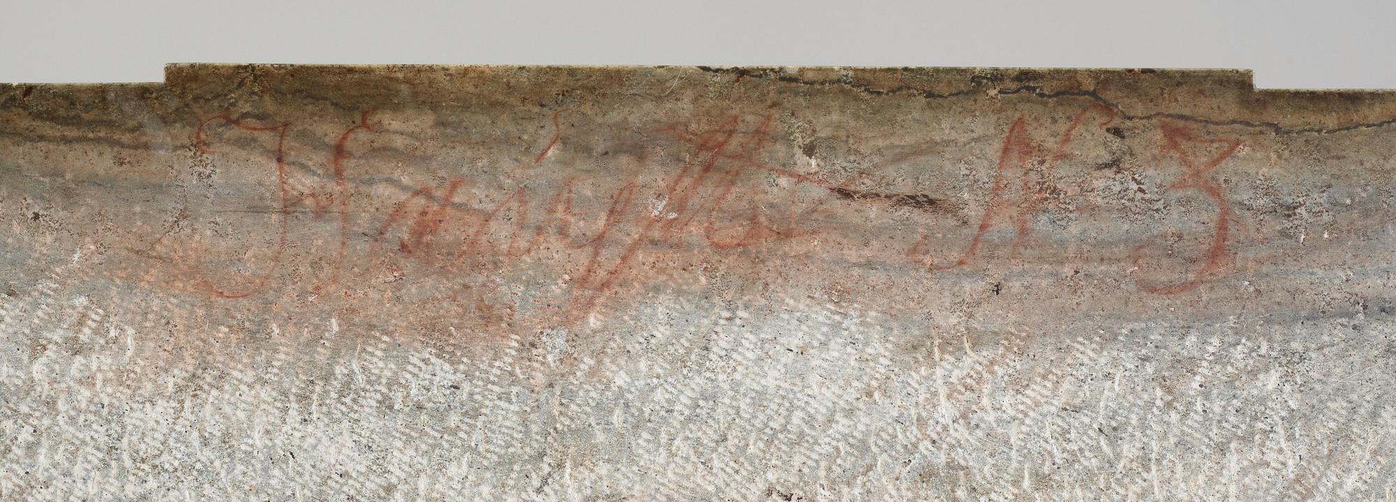 BYRÅ. Sengustavianskt stockholmsarbete, 1700-talets slut. Skivan signerad Haupt.