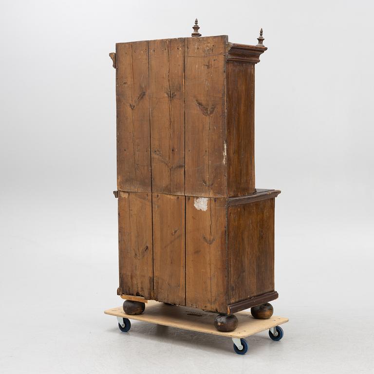 Cabinet, 18th/19th century.