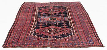 Carpet, Kurdish, circa 265 x 172-175 cm.