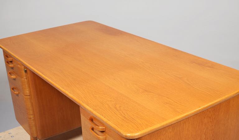 SKRIVBORD, 1940/1950-tal.