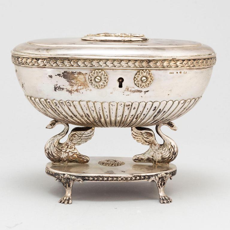 A Swedish Emoire sugar bowl with lid, silver, mark of JOHAN PETTER GRÖNWALL, sockerskrin, silver, Stockholm 1822.