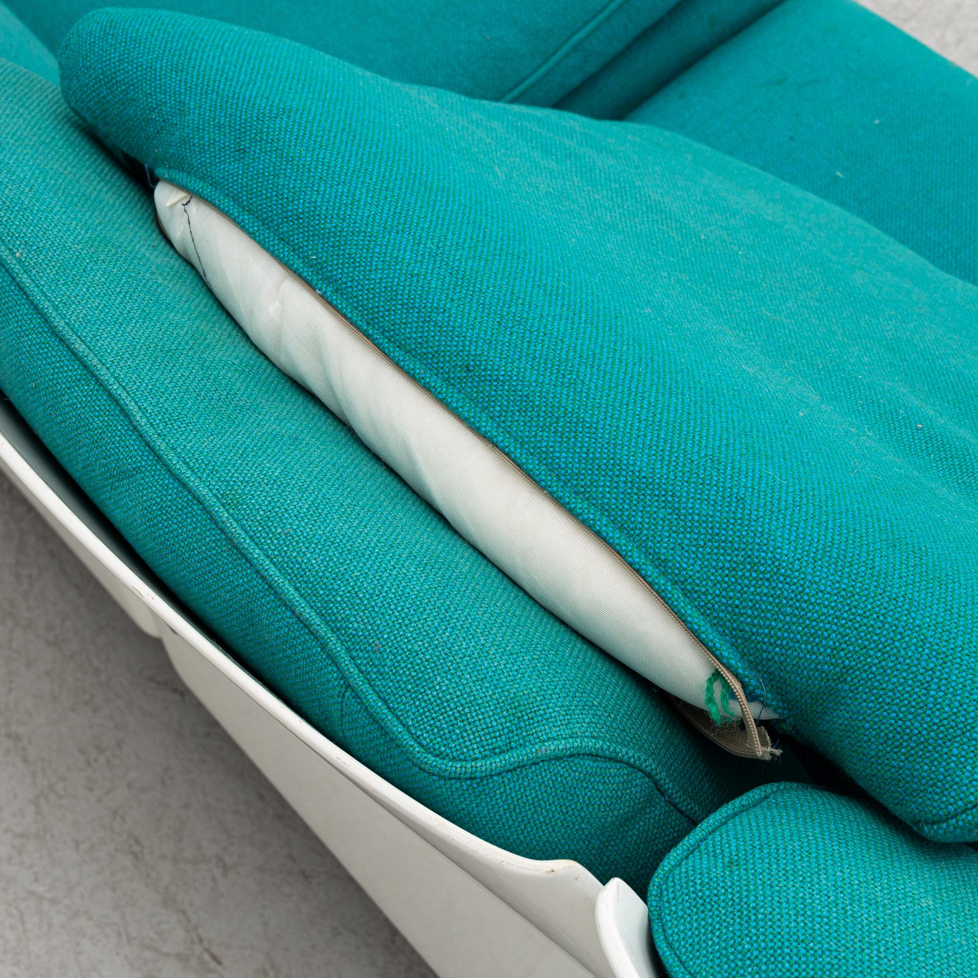 Dieter Rams, A modell RZ 62 sofa, the latter half of the 20th century.