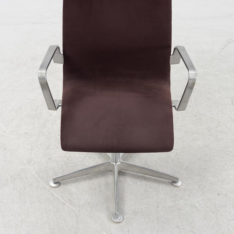 Arne Jacobsen, an 'Oxford' desk chair, Fritz Hansen, Denmark.