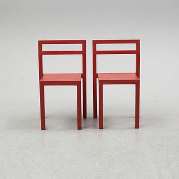 BORIS BERLIN/POUL CHRISTIANSEN, a 'Non' table with two chairs by Komplot design for Källmo.