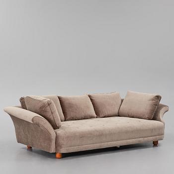 Josef Frank, a "Liljevalchs" sofa, Firma Svenskt Tenn.