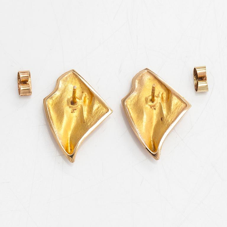 Björn Weckström, a pair of 14K gold 'Frutto' earrings for Lapponia.
