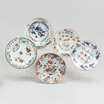 A group of 11 odd dishes, Qing dynasty, 18th Century.