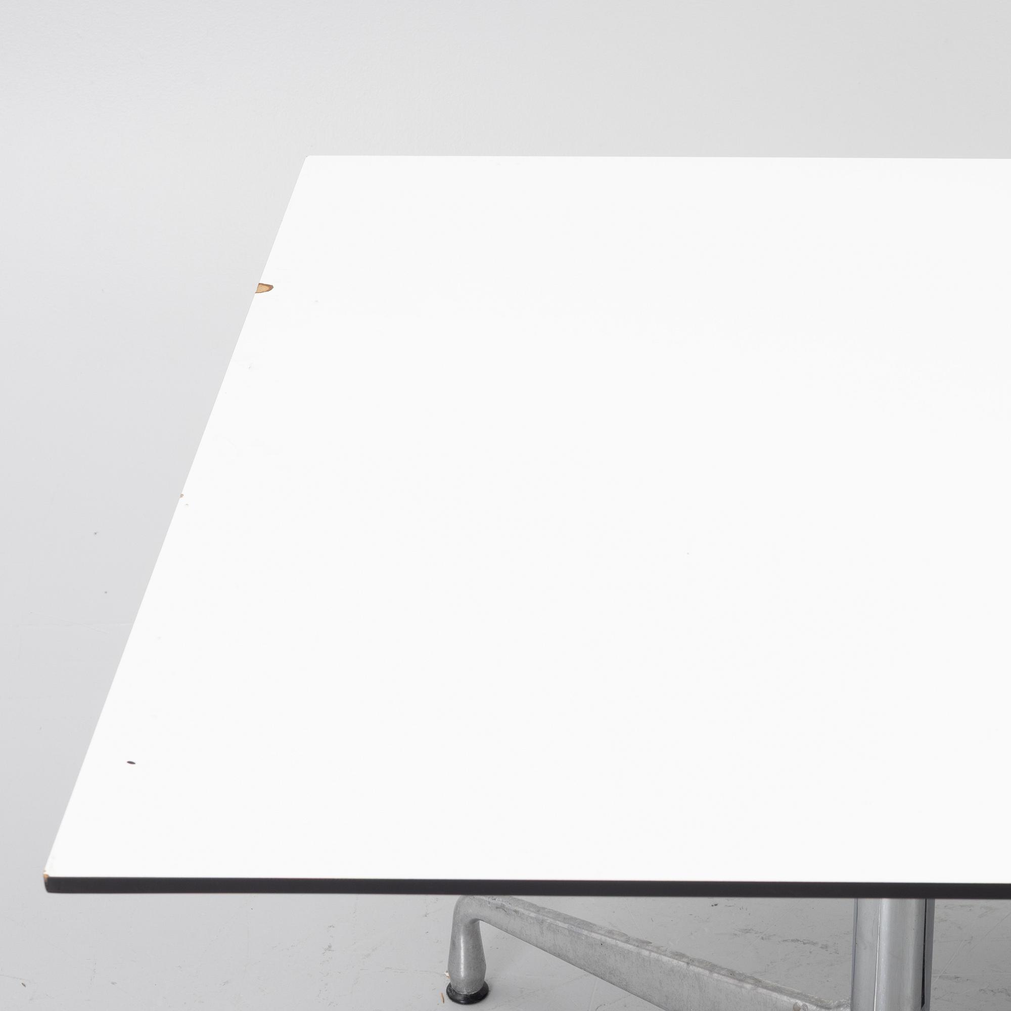 Charles & Ray Eames, Matbord, "Segmented Table", Vitra, 2000-tal.