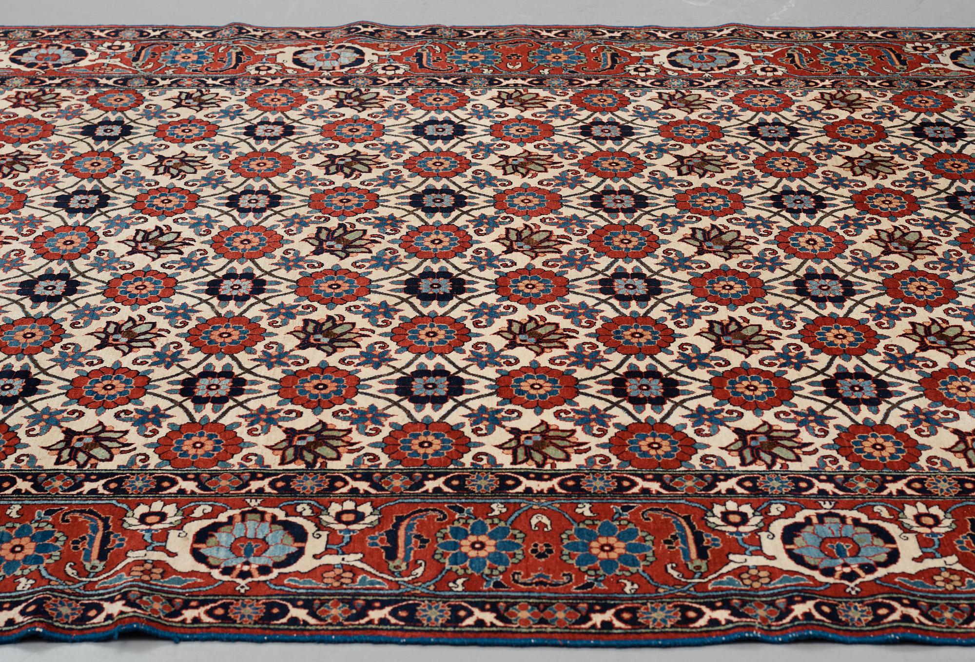 A carpet, semi-antique Veramin, ca 317-323 x 196-200 cm.