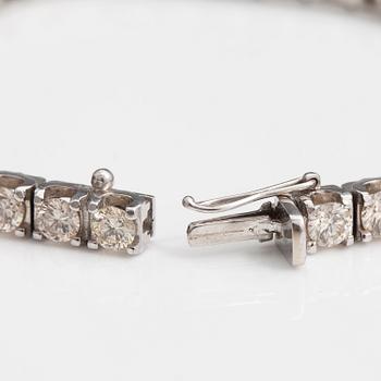 ARMBAND, 18K vitguld, briljantslipade diamanter ca 11.34 ct tot.