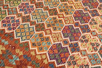 Matta, Kelim, ca 345 x 257 cm.