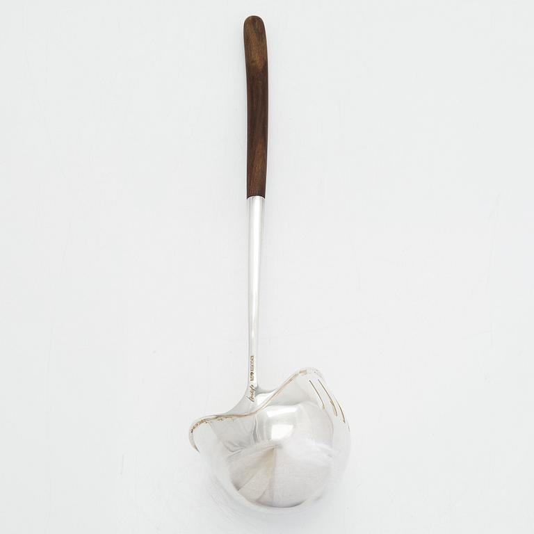 Ole Bent Petersen, a 1950s silver and teak punch ladle, Kultateollisuus, Åbo 1958.