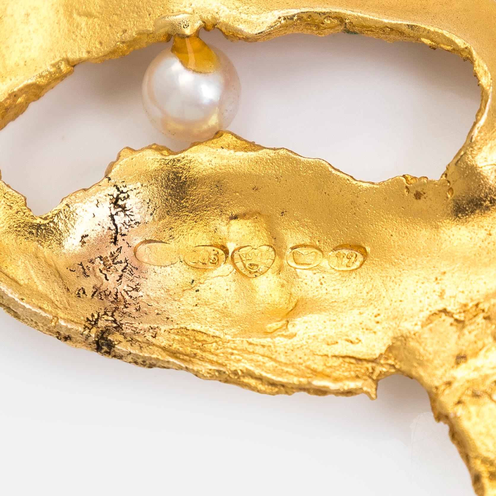 Helky Juvonen, hänge, 14K guld, odlad pärla, Westerback, Helsinfors 1972.