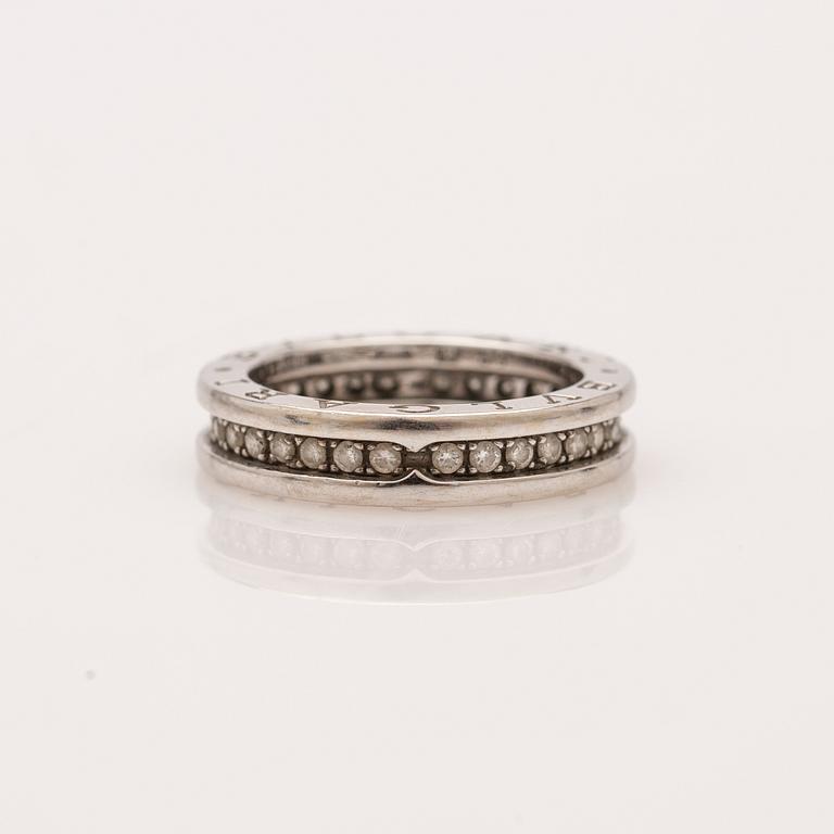 Bulgari, ring, 18K white gold with brilliant-cut diamonds.