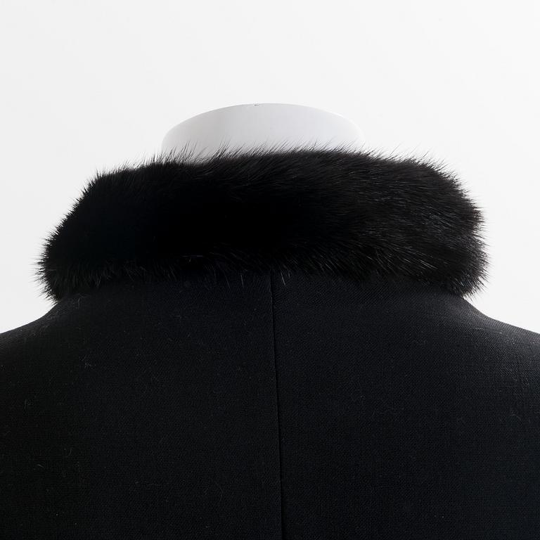 JACKA, Prada. Storlek 40.