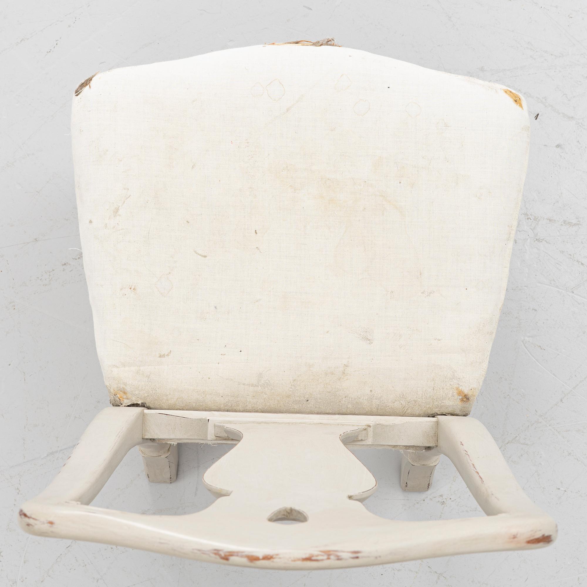 A pair of Rococo-style chairs, 20th century.