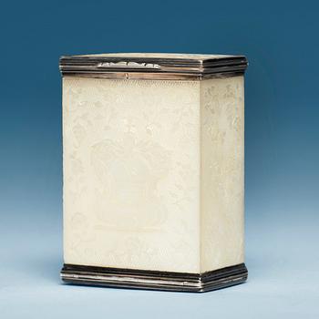 872. A Swedish 18th century mother of pearl and silver box, unmarked.